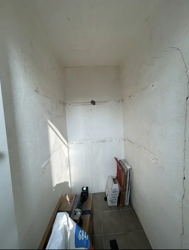 벽장 선반 시공 후 사진